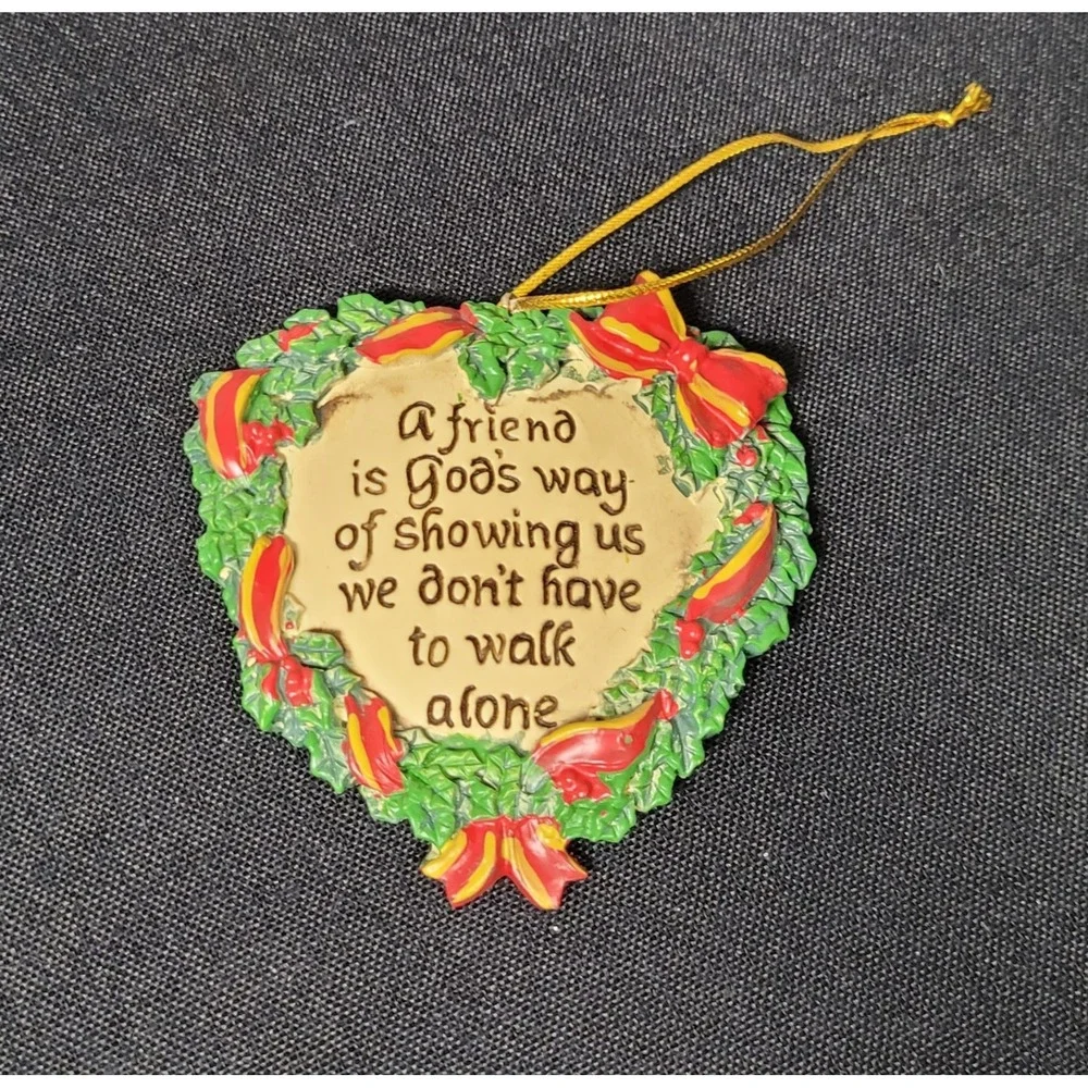 Vintage 1991 Heart-shaped Wreath Christmas Ornament 